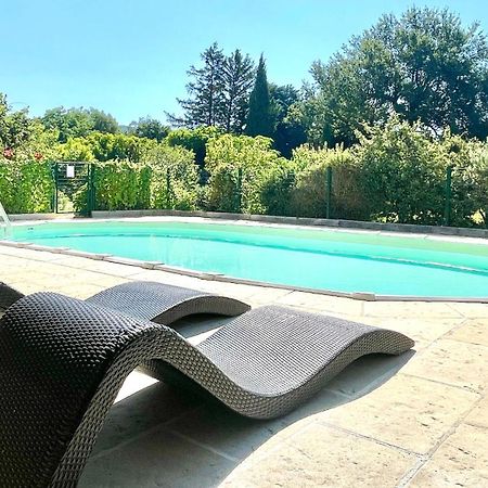 Rendez-Vous Avec Les Cigales - Gite 6 Personnes 100M2 - Piscine Privee - Climatisation Cheval-Blanc Zewnętrze zdjęcie